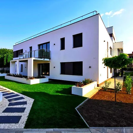 Lavida Deluxe * Hajdúszoboszló