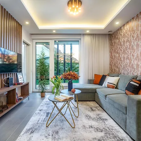 Lavida Deluxe Apartament *